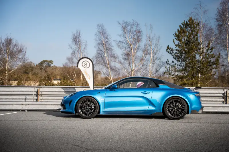 Alpine A110 R en piste