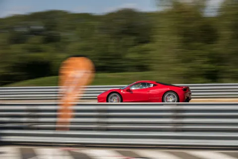 Ferrari 488 GTB en piste