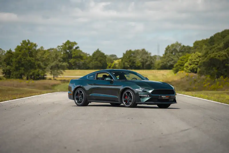 Ford Mustang Bullitt en piste