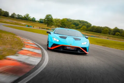 Lamborghini Huracán STO en piste