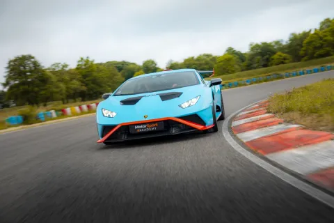 Lamborghini Huracán STO en piste