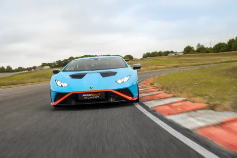 Lamborghini Huracán STO en piste