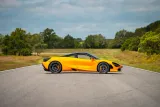 McLaren Artura en piste