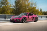 Porsche 718 Cayman GT4 RS en piste
