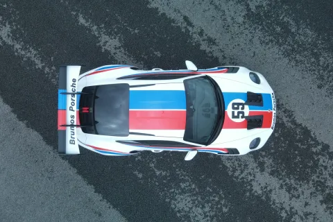 Porsche 992 GT3 RS en piste